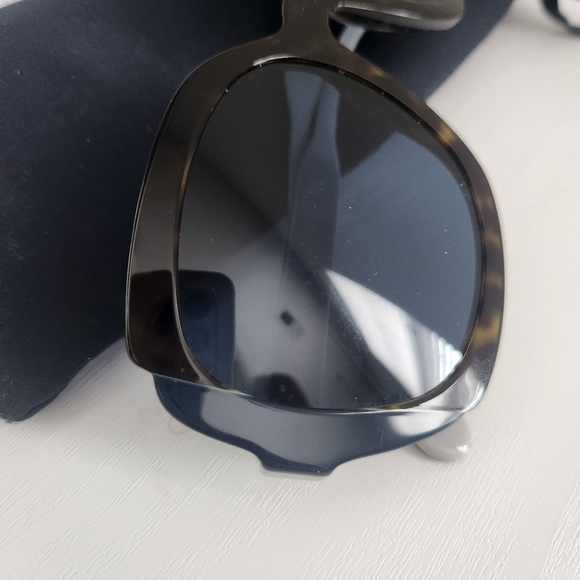 Prada Sunglasses - Picture 4 of 4
